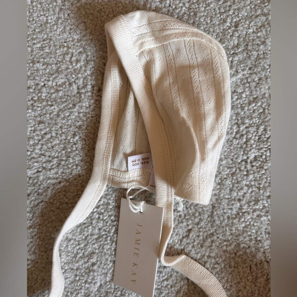 NWT Jamie Kay Pointelle bonnet 0-3 month